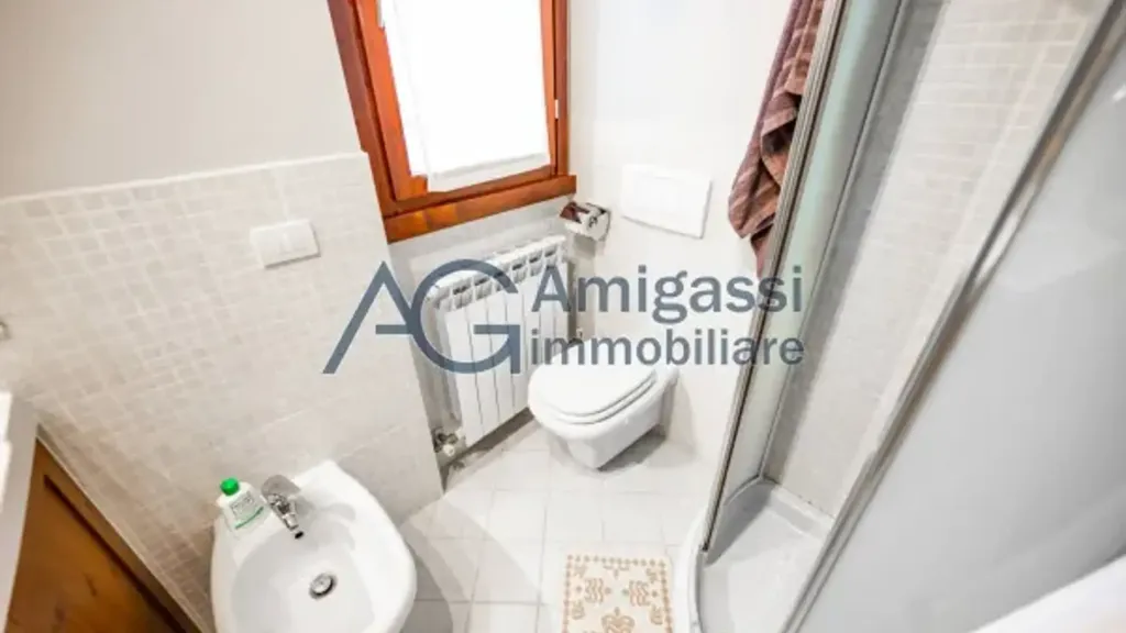 Vannitoad - Luxury Duplex with Balcony in Scanzorosciate