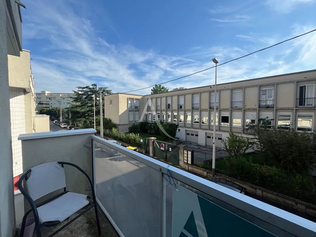 Balcone - Meubled Flat with Balcony in Reims