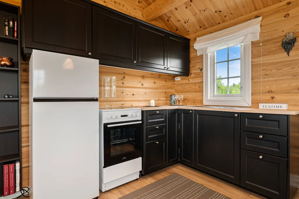 Cuisine - Traditional Timber Cabin with Mountain Views in Ålen
