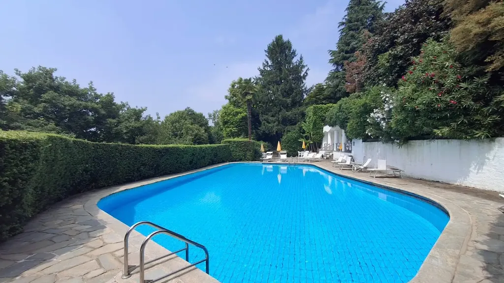pool_area