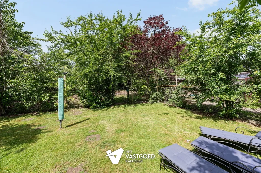 Jardin - Maison avec Atelier sur Terrain de 1372m² à Balen