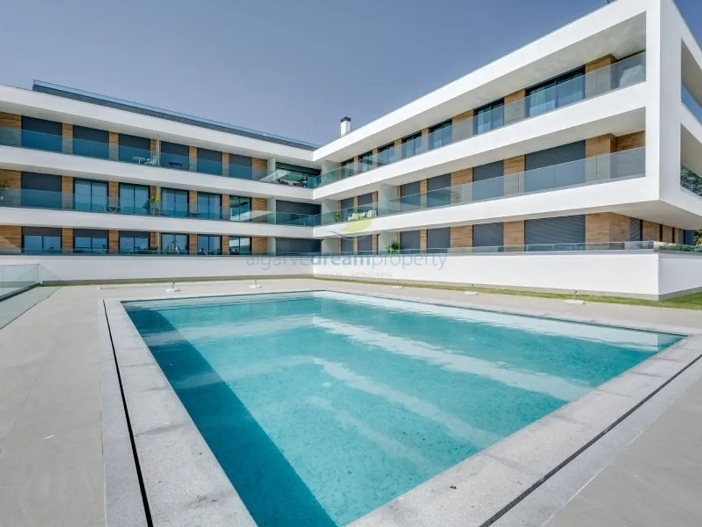 Bassein - 2-Bedroom Flat with Pool in Albufeira