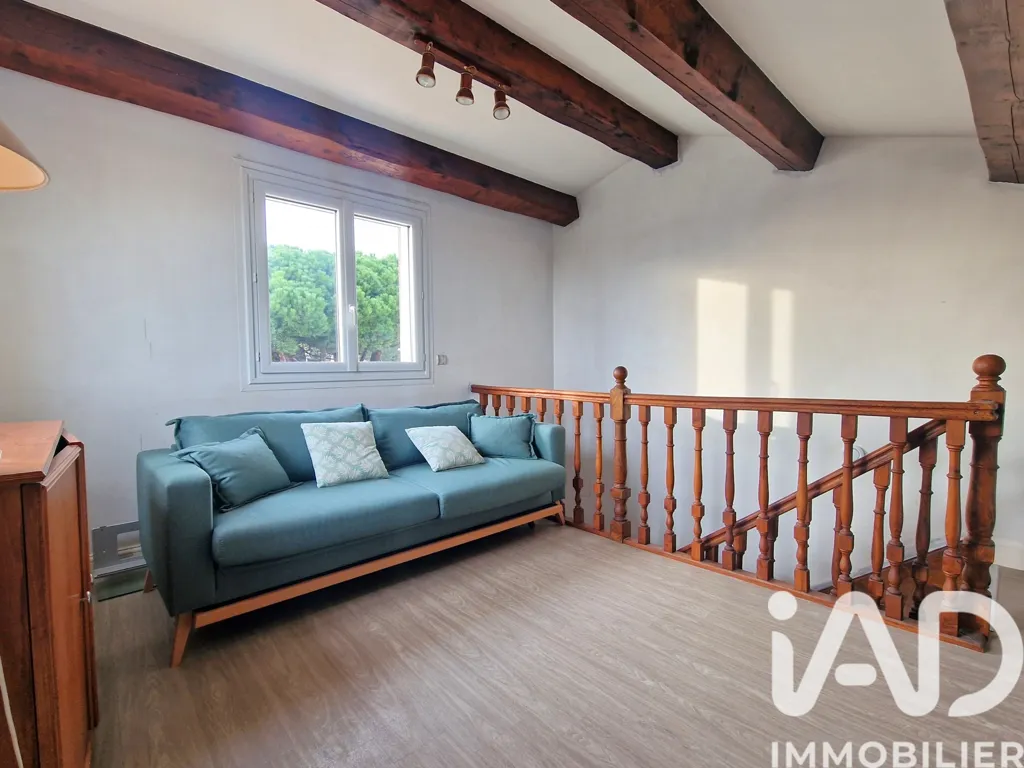 Pièces - Maison Rénovée avec Piscine près de la Plage