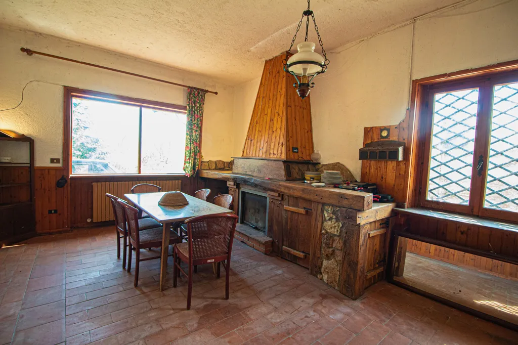 Salle à manger - Villa with Terrace in Borgorose