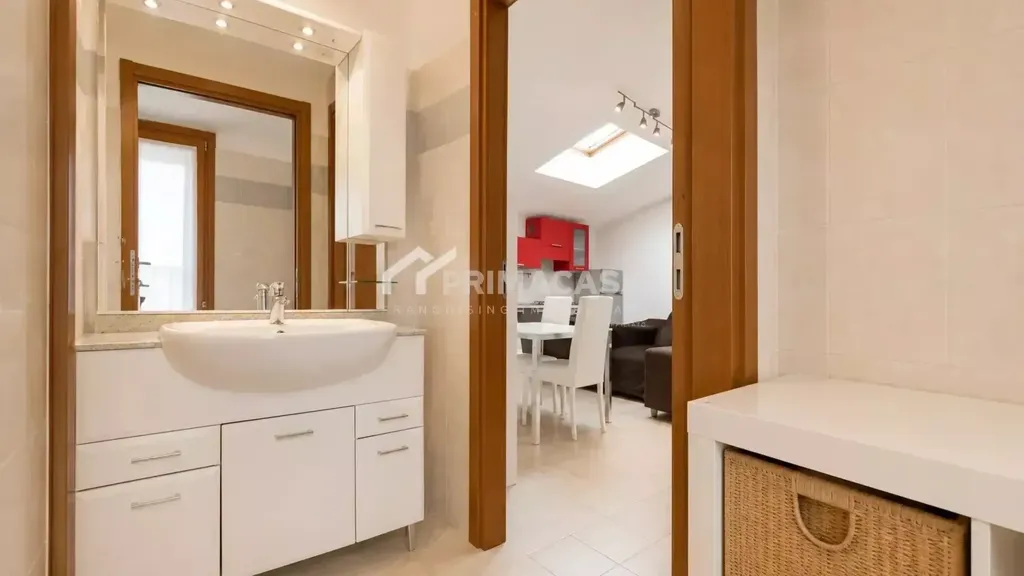 Vannitoad - Armed Studio with Balcony in Milan