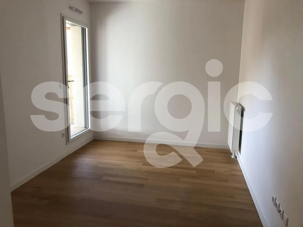 Pièces - Appartement Type 3 avec Balcon près de Lille