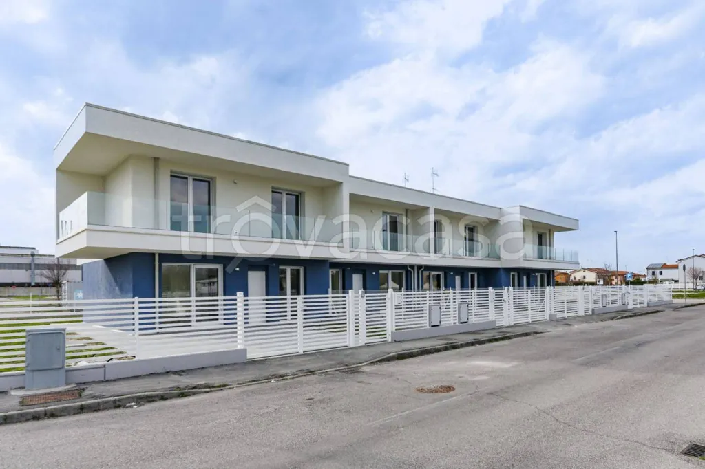 Extérieur - New Terraced Villa with Balcony in Copparo