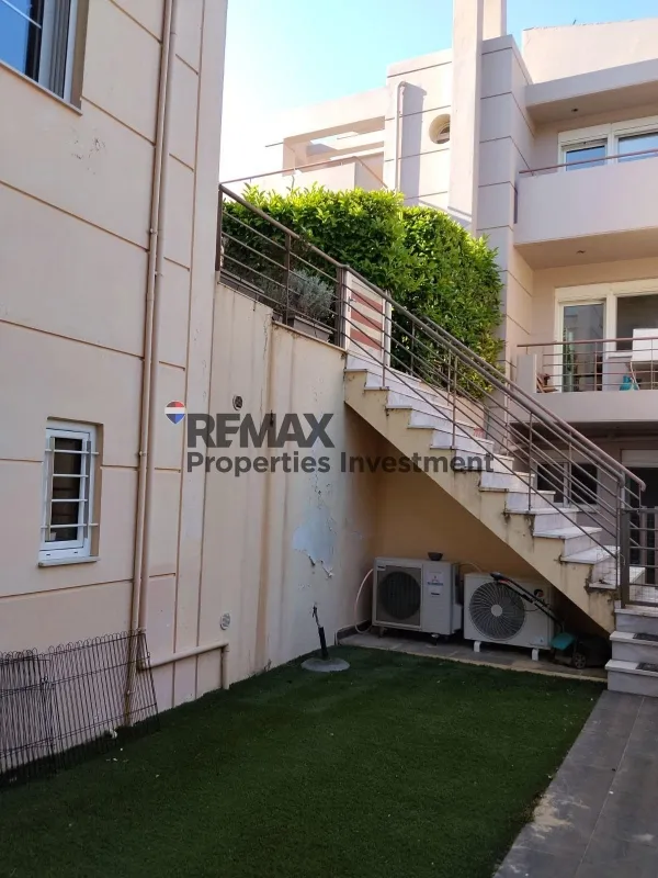 Aed - Apartment with Garden in Nea Erythraia
