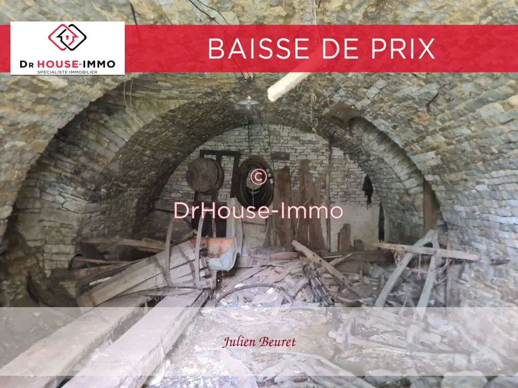 Pièces - Maison à Restaurer avec Caves Voûtées à Romain