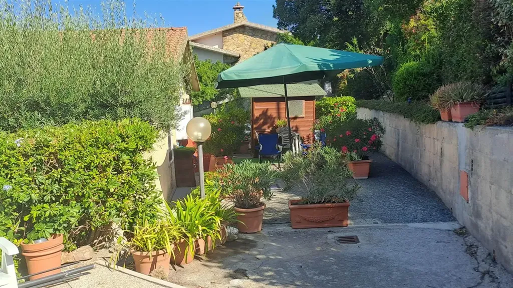 Jardin - Sea View Apartment with Terrace in Magliano in Toscana