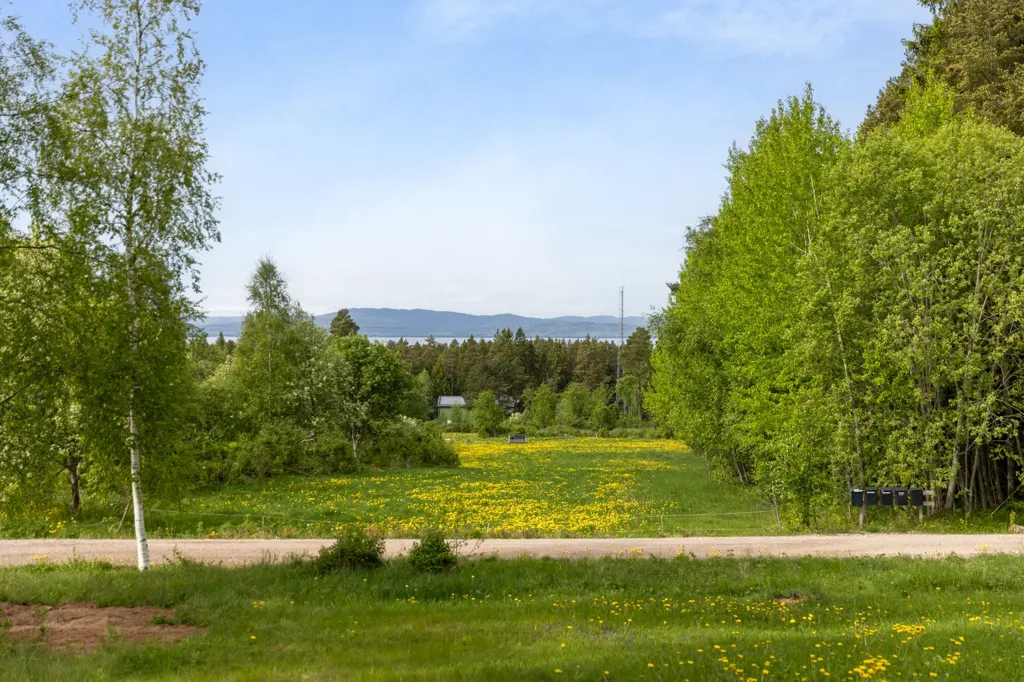 Aed - Holiday Home with Lake View in Garsås