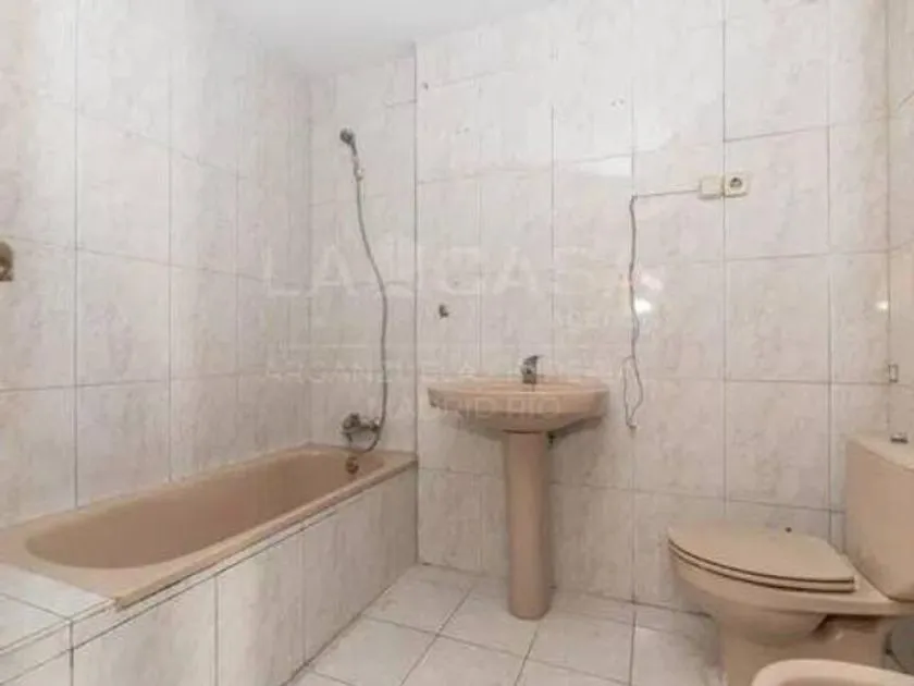 Vannitoad - Corner Flat with Terraces in Imperial, Madrid