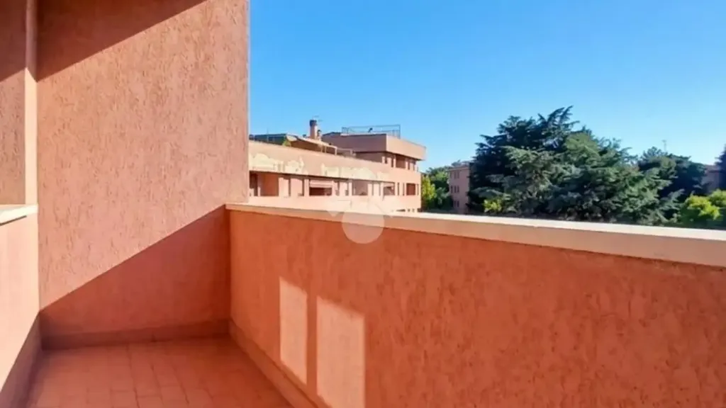 Balcon - Triplex with Balconies in Cassano D'Adda