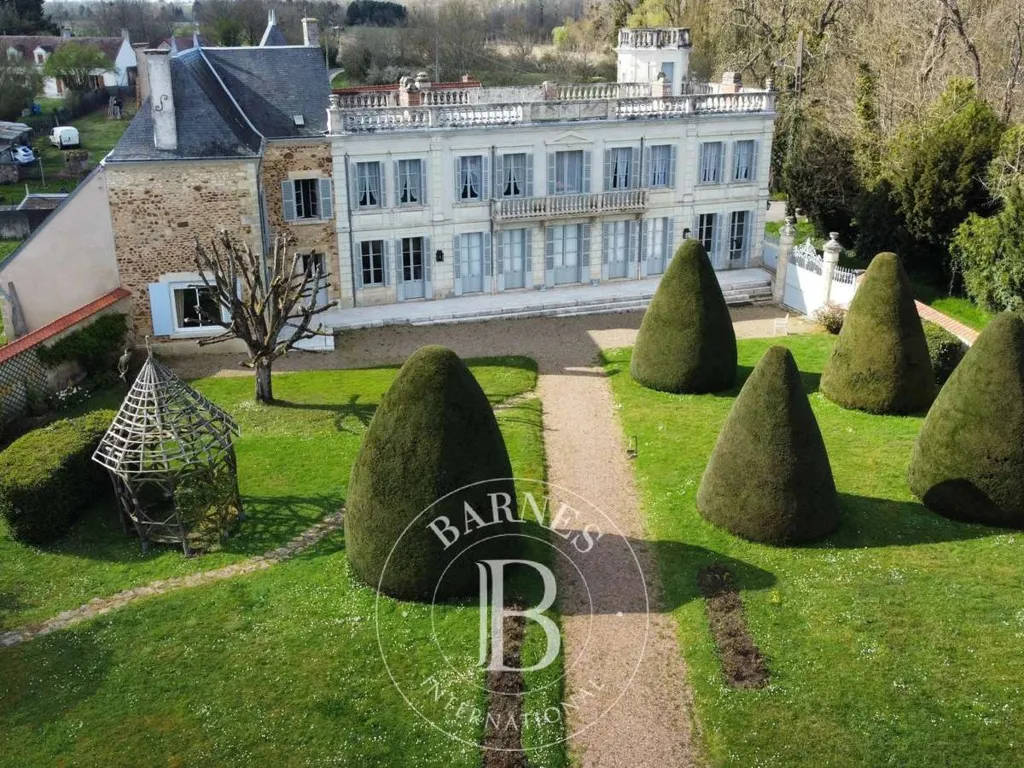 Vue aérienne - Maison de Campagne Charmante avec 6 Chambres à Graçay