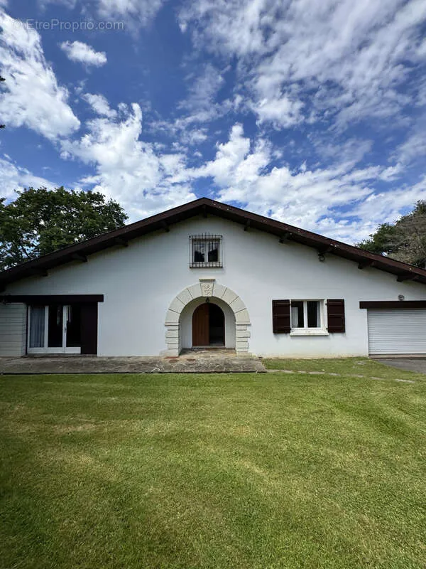 Extérieur - Maison d'Architecte à Rénover à Biarritz