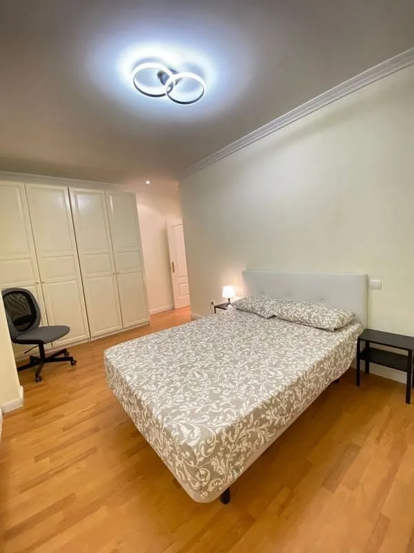 Chambres - Furnished Flat in Central Madrid