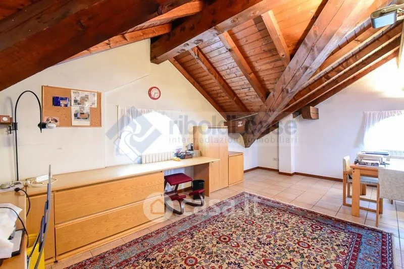 Stanze - Villa with Brickwork in Seregno