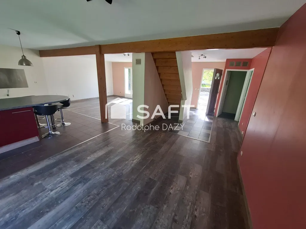 Living Room - Spacious House with Large Terrace in Heubécourt-Haricourt