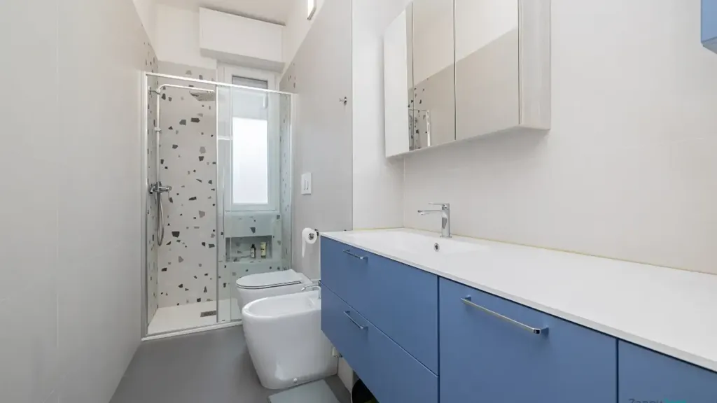 Salles de bain - Spacious 2-Bedroom Flat in Milan