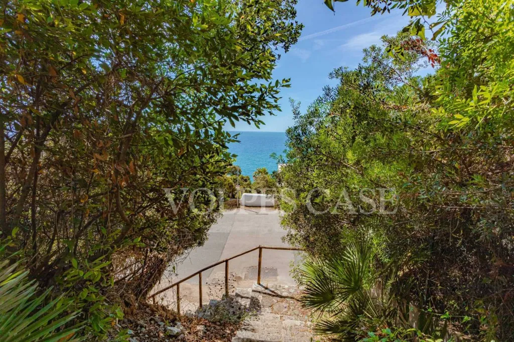 Aed - Villa with Private Garden near Punta Rossa