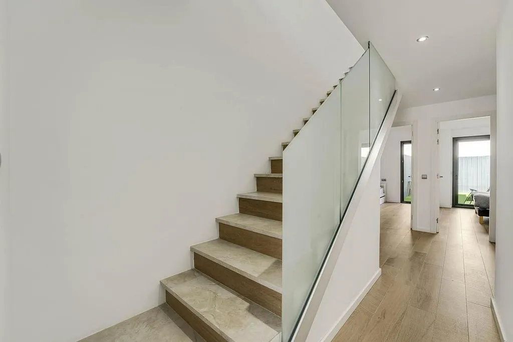 Pièces - Duplex with Sea View and Pool in San Roque