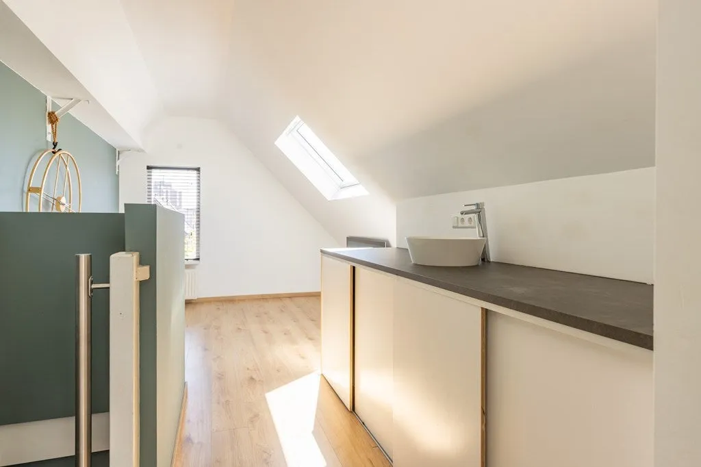6-toaline maja asukohas Leiden