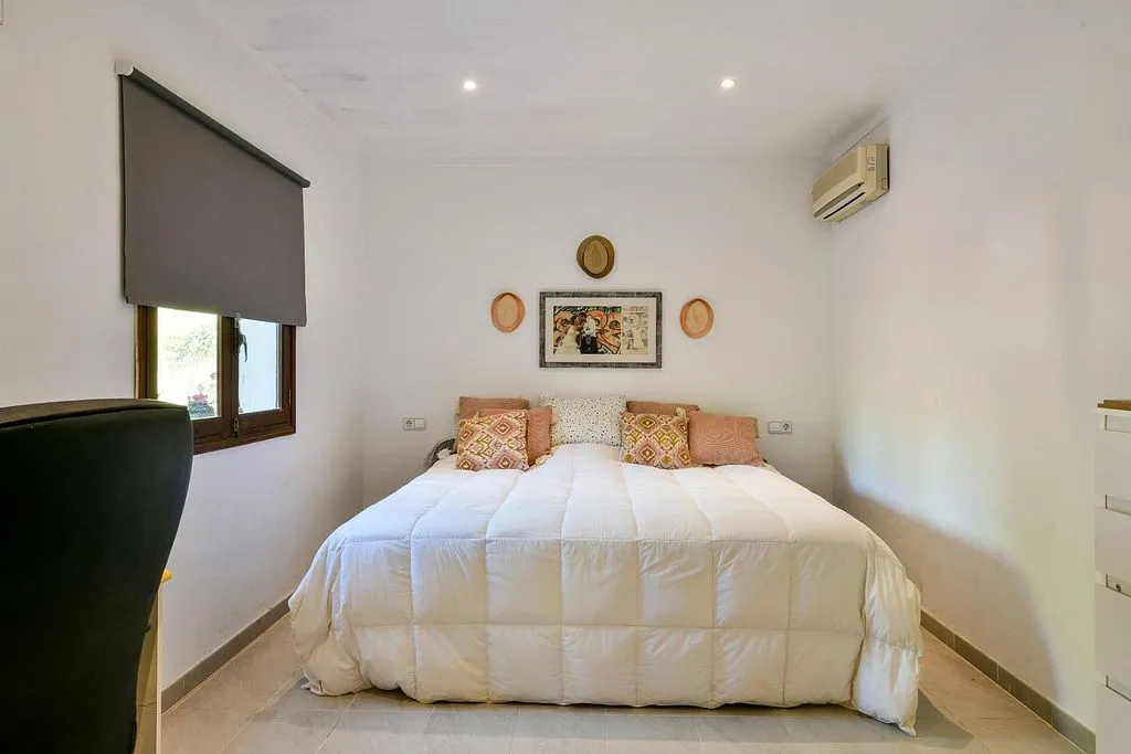 Camere da letto - Rustic Finca with Mountain Views in Inca