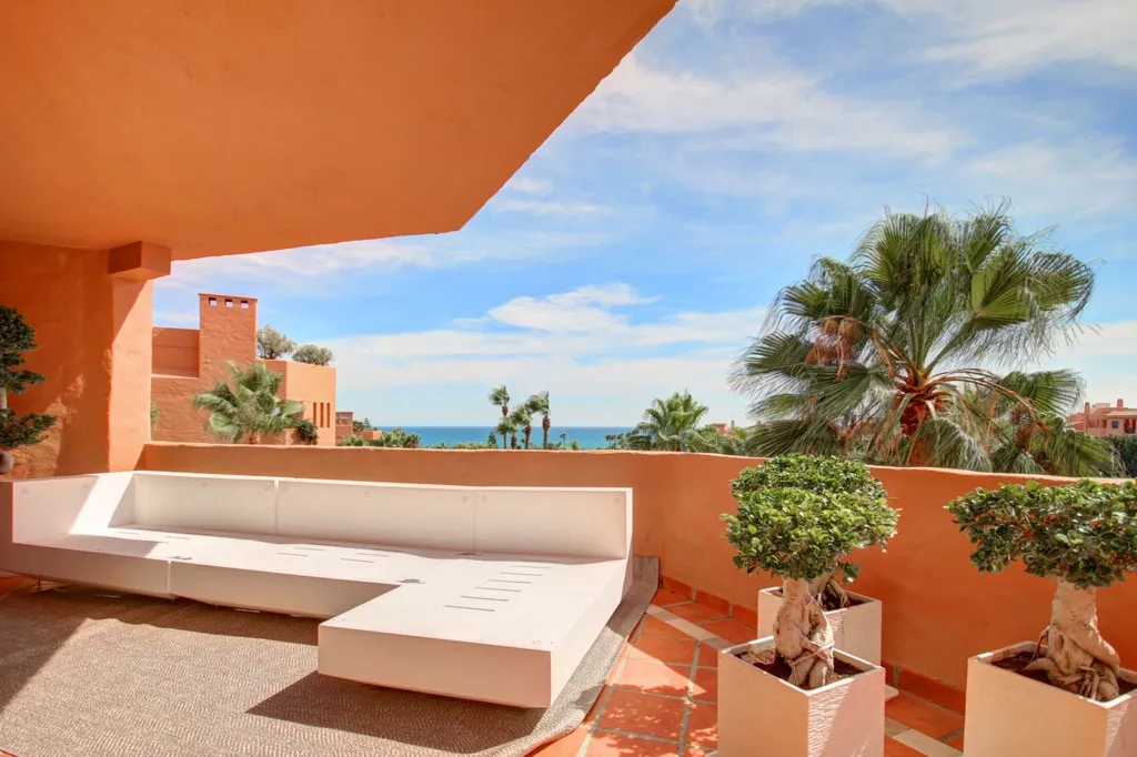 Terrass - Apartment with Sea View in Estepona