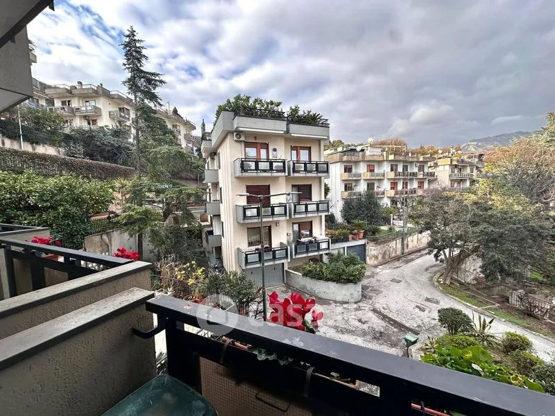 Balcone - Spacious Apartment with Balconies in Salerno