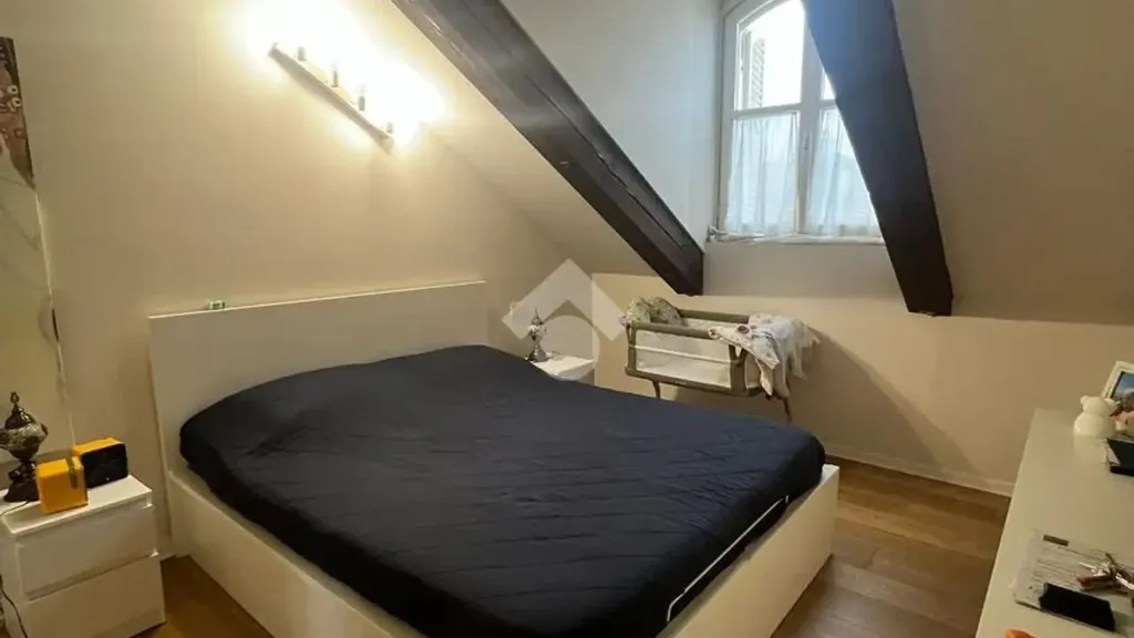 Chambres - Mansarded Apartment in Historic Building, Turin