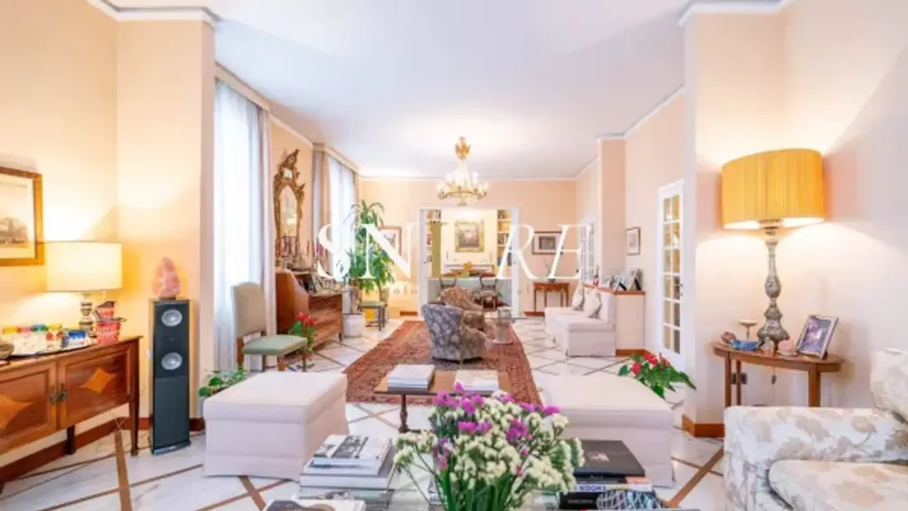 Séjour - Luxury Apartment with Balconies in Florence