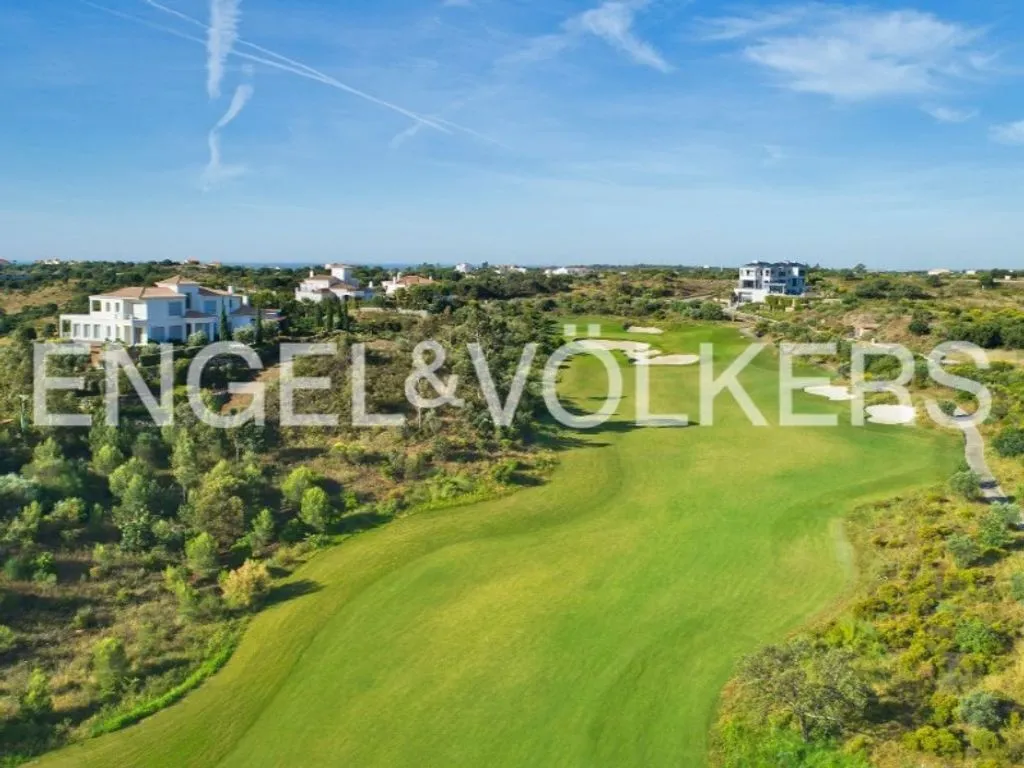 Õhuvaade - Approved Villa Plot in Monte Rei Golf Club, Algarve