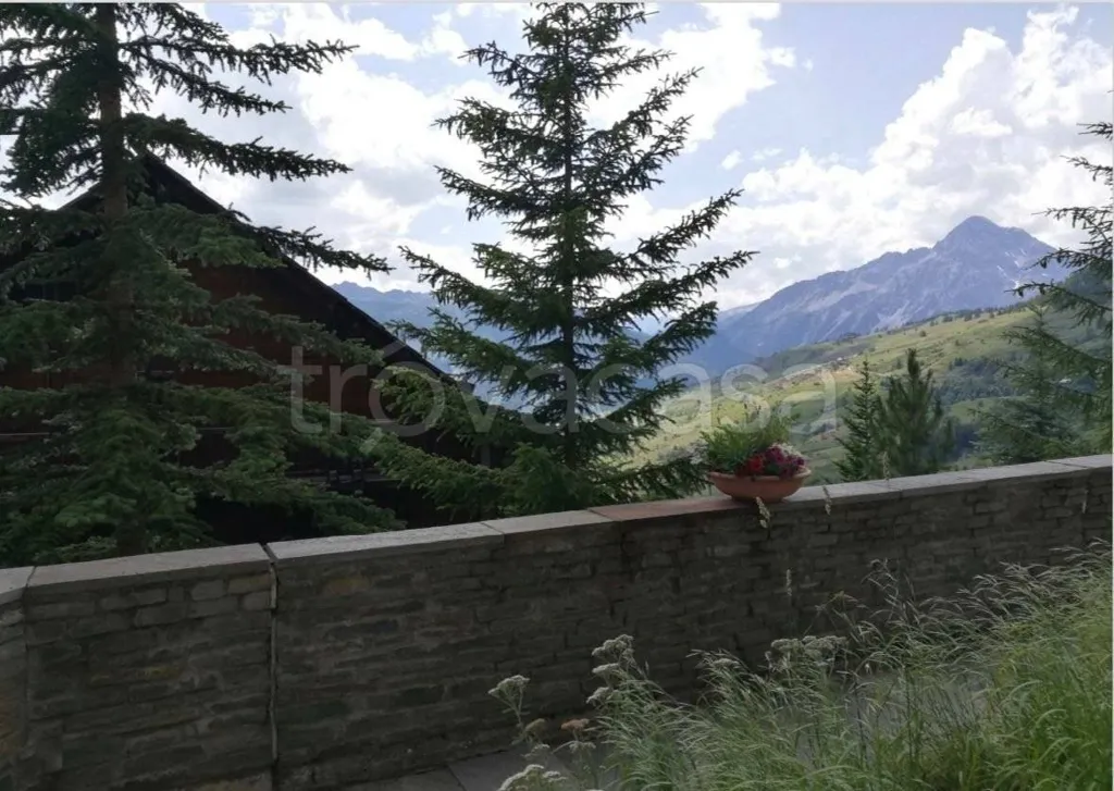 Terrace - Multiproperty Chalet with Fixed Week in Sauze di Cesana