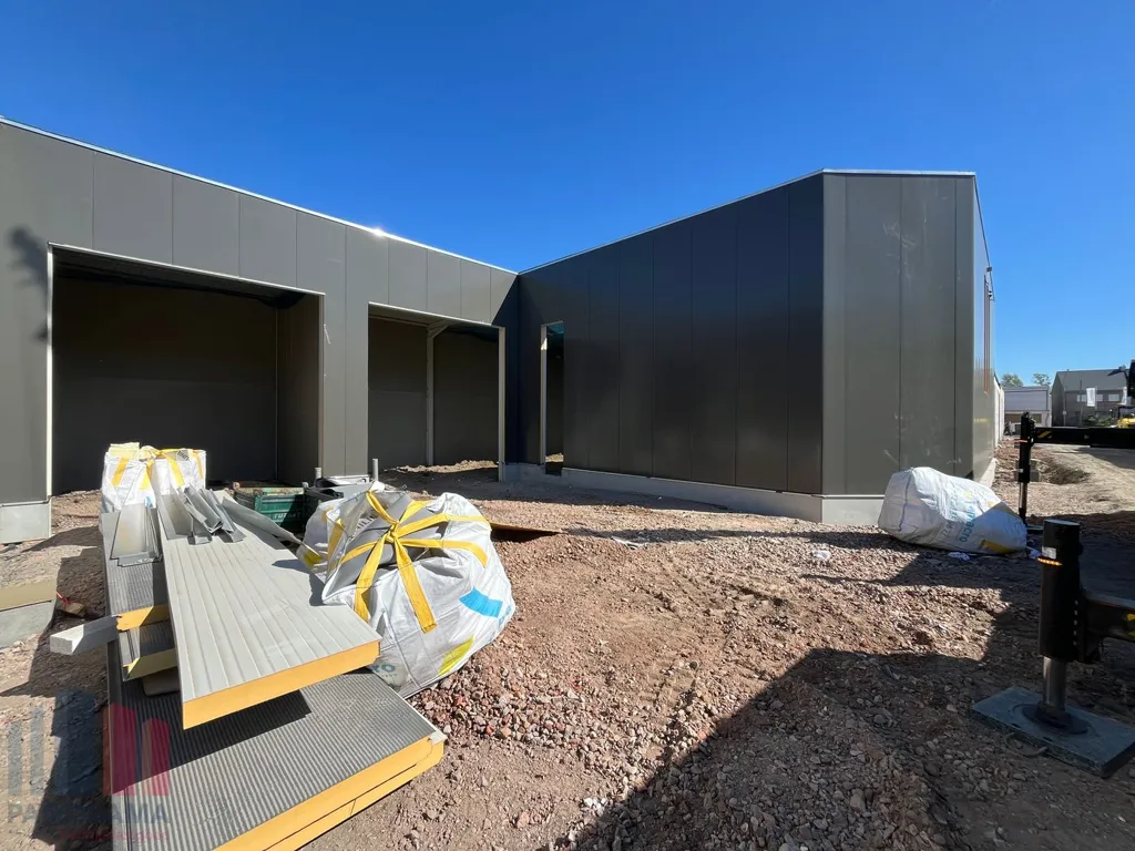 Välivaade - New Industrial Building with 2 Parking Spots in Herzele