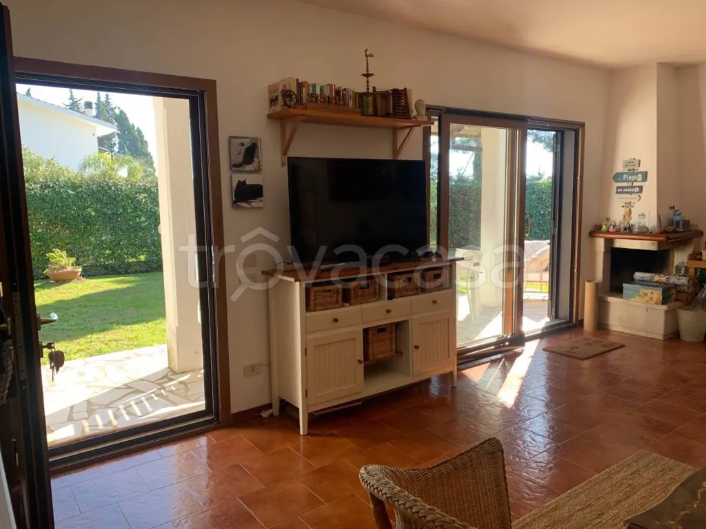 Soggiorno - Rustic Villa with Garden in Sabaudia