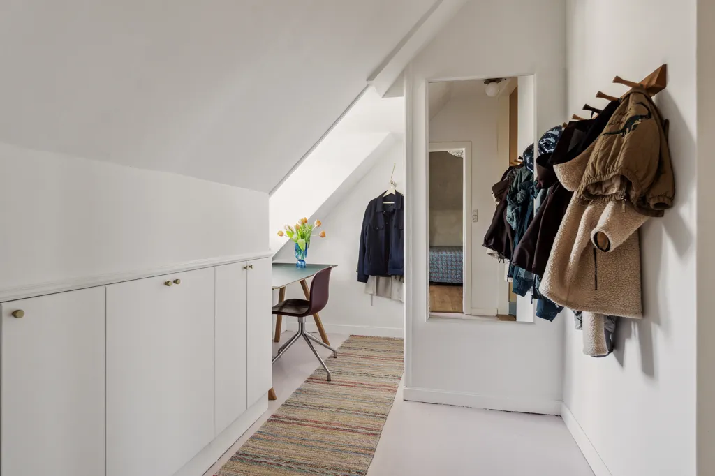 Pièces - Modernised Townhouse with Coastal Access in Rungsted