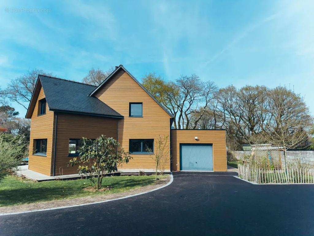 Välivaade - Contemporary House with Pool in Baud
