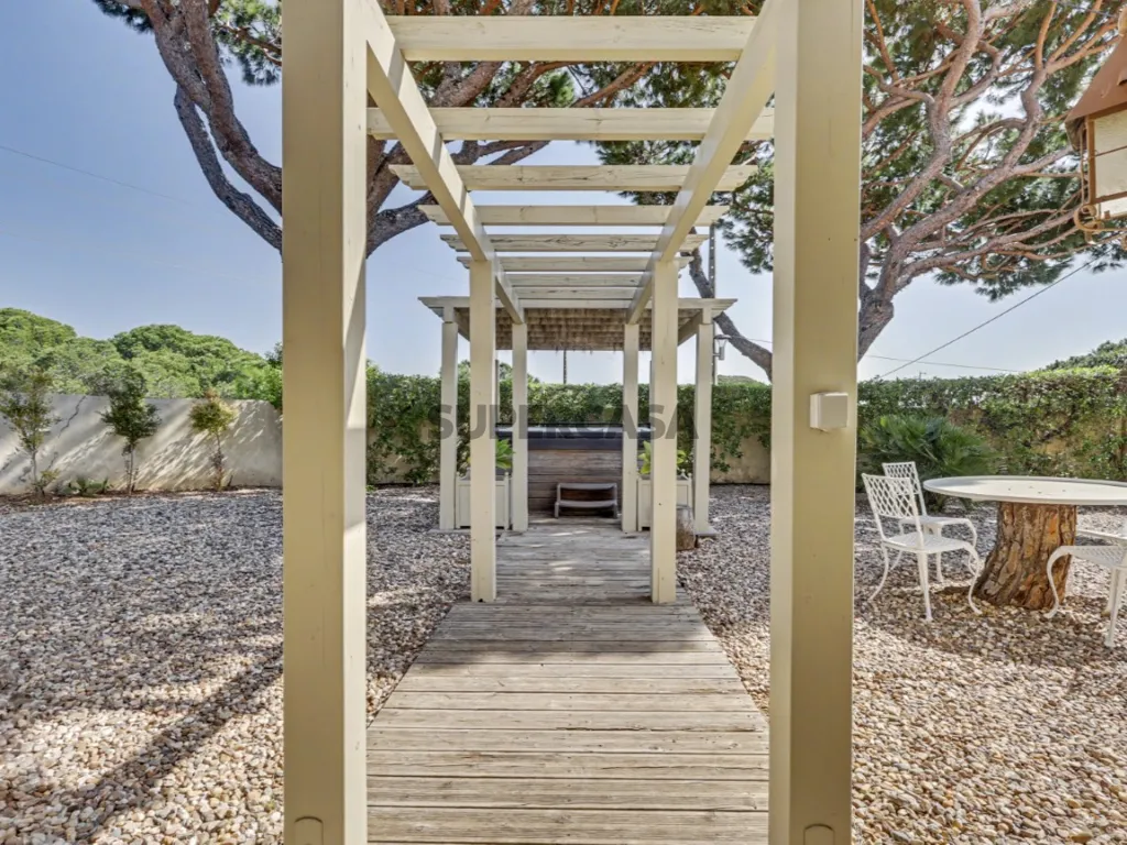Terrace - Detached Villa with Pool in Fonte Santa, Loulé