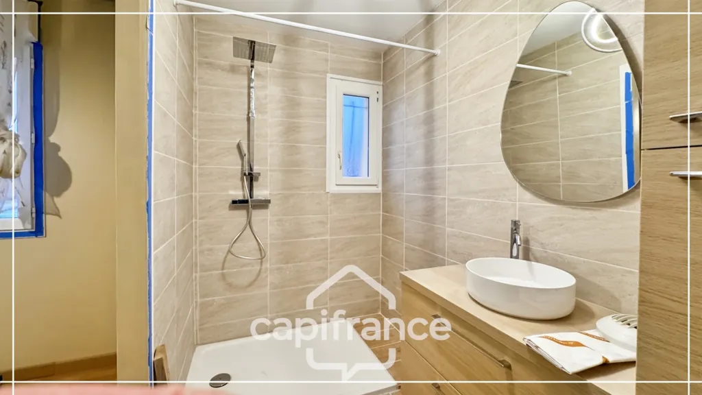 Salles de bain - Maison Familiale avec Grand Terrain à Caudecoste