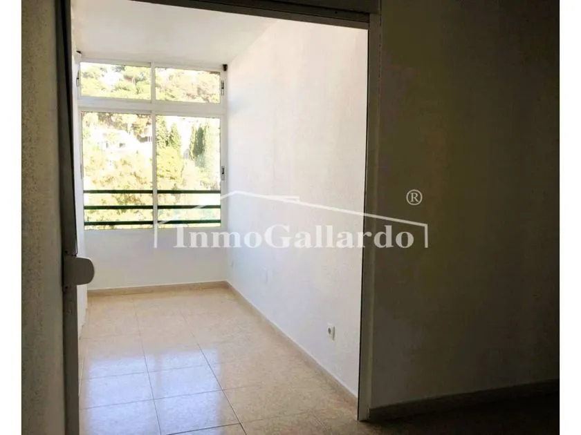 Stanze - Spacious Apartment with Terrace in Málaga Centre