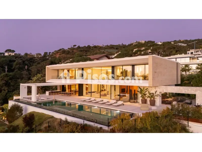 Piscine - Contemporary Villa with Infinity Pool in El Madroñal