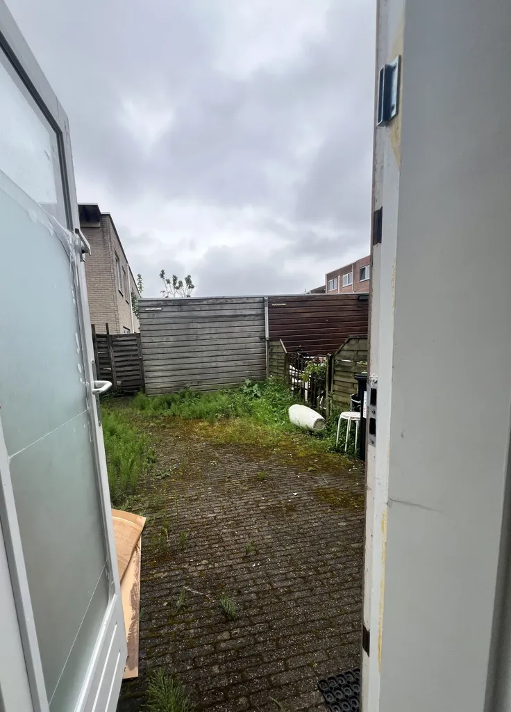 Jardin - Furnished Studio with Private Entrance in Amsterdam