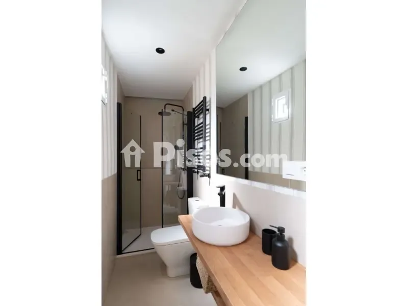 Vannitoad - Completely Renovated Flat in Palacio, Madrid