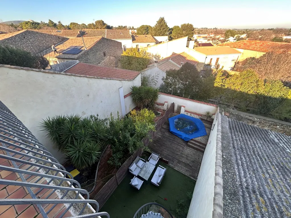 Appartement 5 pièces à POUSSAN