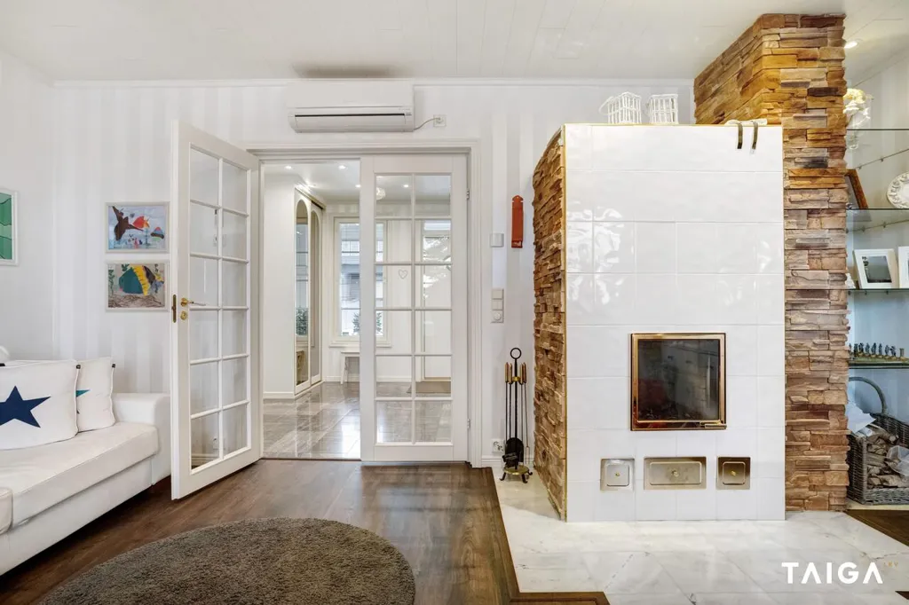 Elutuba - Modern Detached House with Jacuzzi in Rovaniemi