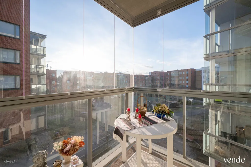 Rõdu - Apartment with Glazed Balcony in Matinkylä