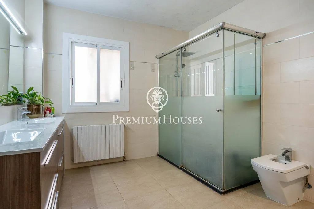 Bagni - Luxury House with Pool in Castelldefels