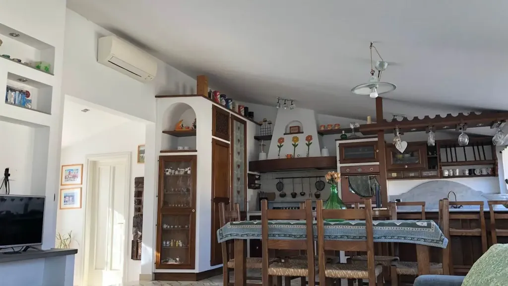 Söögituba - Four-Bedroom Apartment with Terrace in Florence