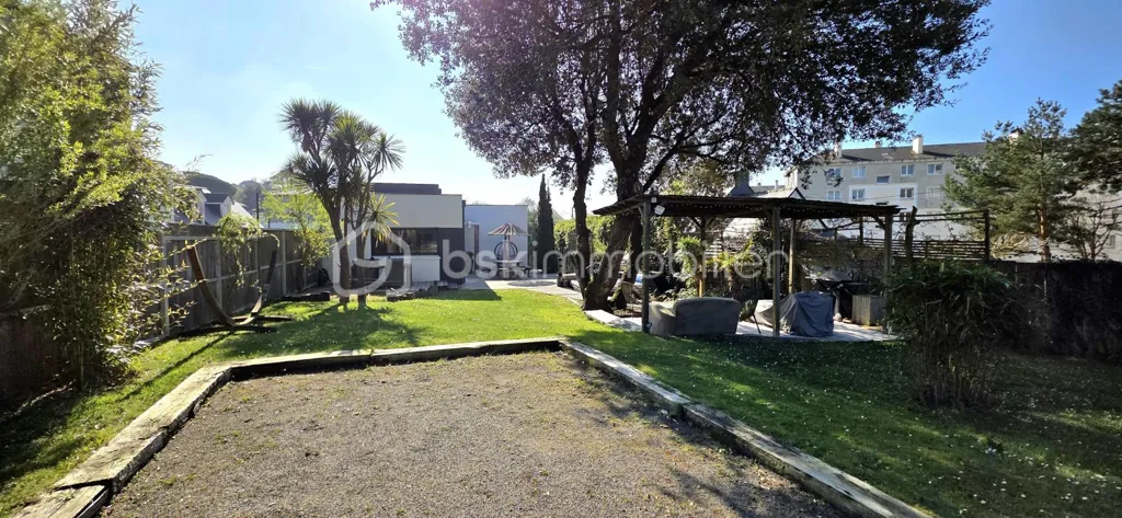 Jardin - Maison Contemporaine avec Jacuzzi au Calme à La Baule