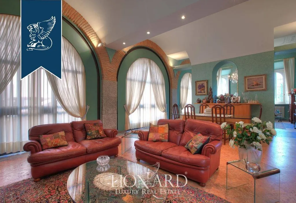 Elutuba - Historical Villa with Park in Albese Con Cassano